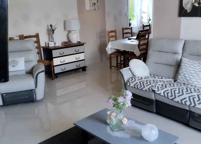 Le Hamel לינה וארוחת בוקר 3*